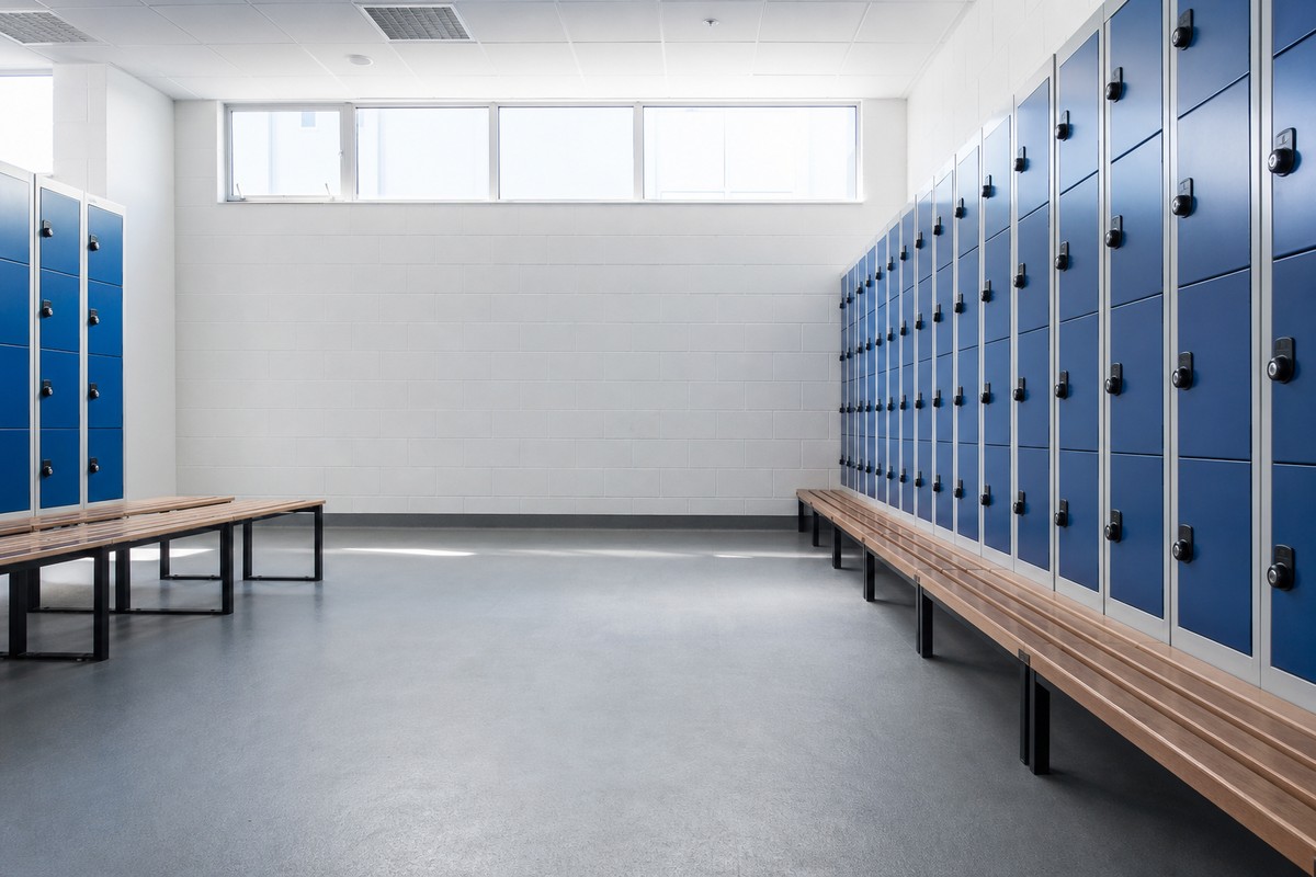 Illustratie bij: NSPCC past kleedkamerrichtlijn aan na kritiek, maar trekt oude advies niet in