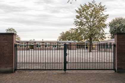 Illustratie bij: Amerikaanse moeder een jaar van school verbannen na kritiek op genderopdracht